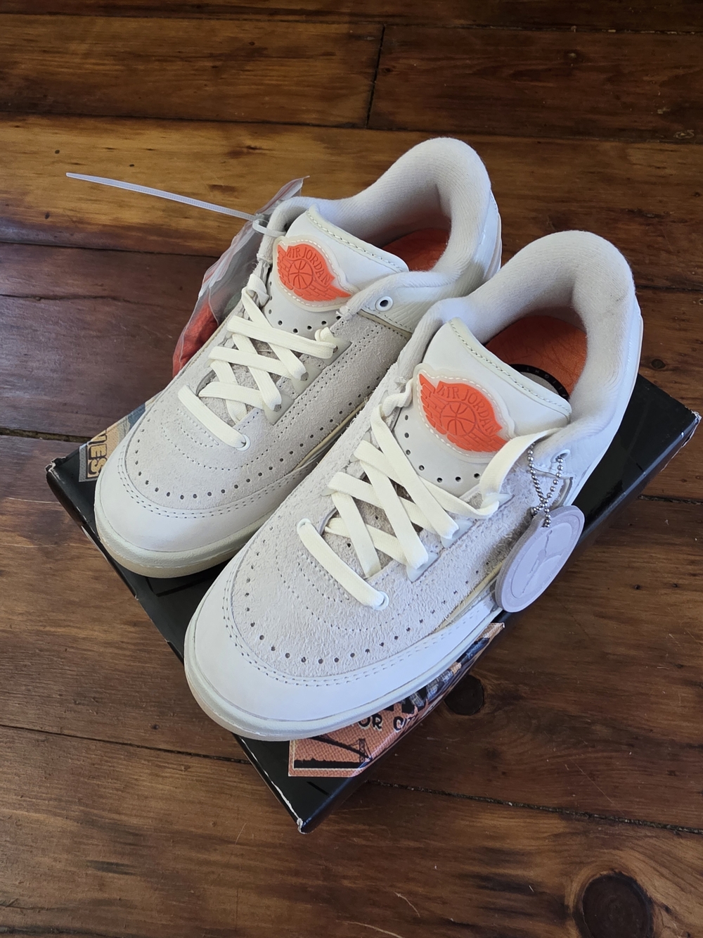 Nike Air Jordan 2 Retro Low Shelflife SP in White / Sail / Light Bone 4.5Y NEW
